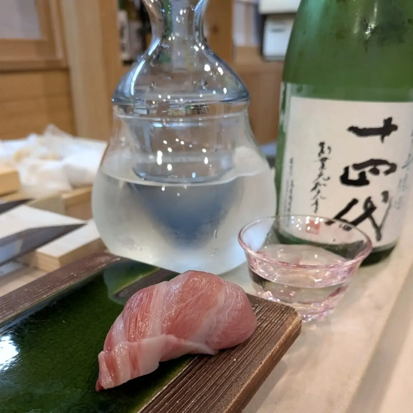 大トロの握り。